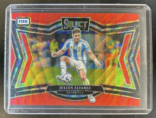 Julian Alvarez 2024 Panini Seleziona FIFA Campo Onda Rossa /59