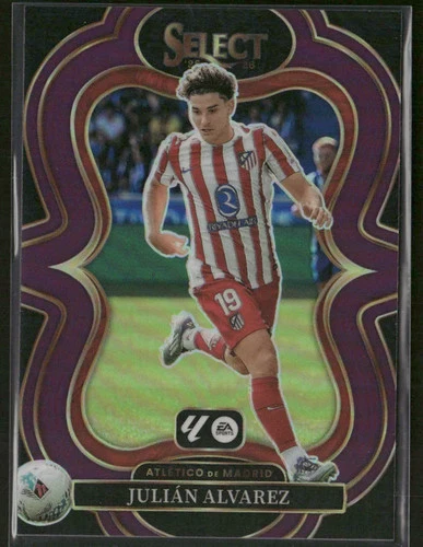 Julián Alvarez 2025 Panini Select Purple Prizm /125