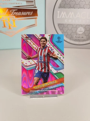 Julián Álvarez 2024 Topps Chrome /250
