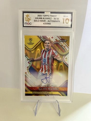 Julián Álvarez 2024 Topps Finest Gold /50