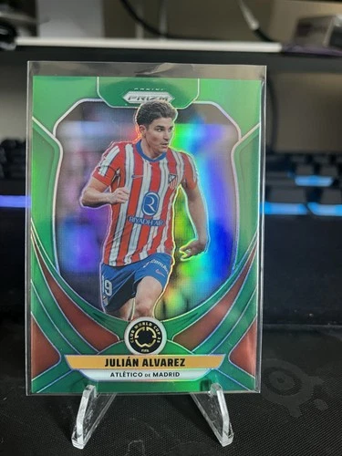 Julián Álvarez 2025 Panini Prizm Green /5