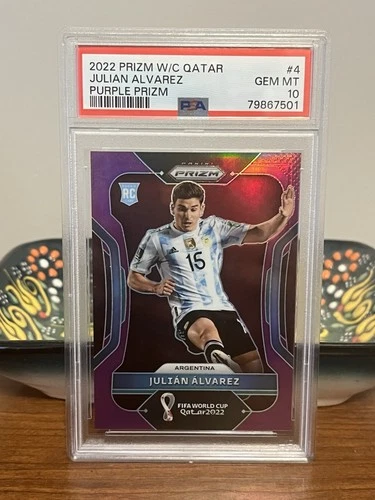Julián Álvarez 2022 Panini Prizm World Cup Purple Prizm /199