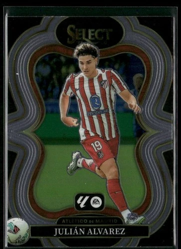 Julián Álvarez 2025 Panini Select
