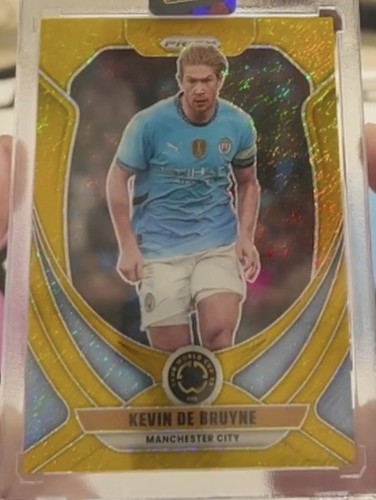 Kevin De Bruyne 2025 Panini Prizm Gold Shimmer 2/3