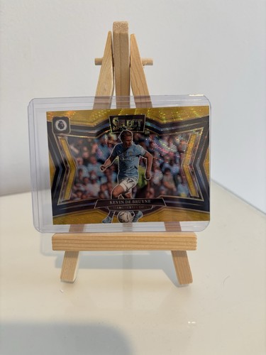 Kevin De Bruyne 2024 Panini Select Gold Wave Prizm /10