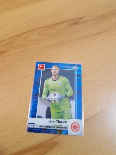 Kevin Trapp 2020 Topps Bundesliga Chrome Blue Wave /150