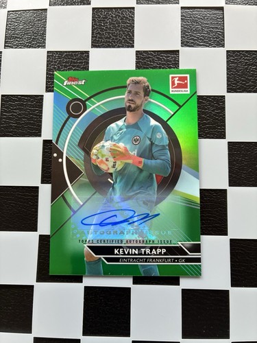 Kevin Trapp 2023 Topps Finest Green /50