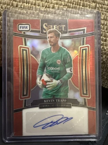 Kevin Trapp 2023 Panini Select FIFA Red Prizm