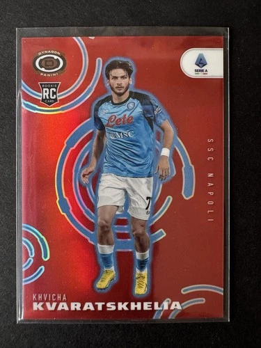 Khvicha Kvaratskhelia 2023 Panini Chronicles Rojo /99
