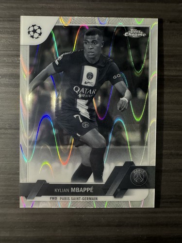 Kylian Mbappé 2023 Topps Cromo UEFA Clubes Competiciones Negro Blanco RayWave #100