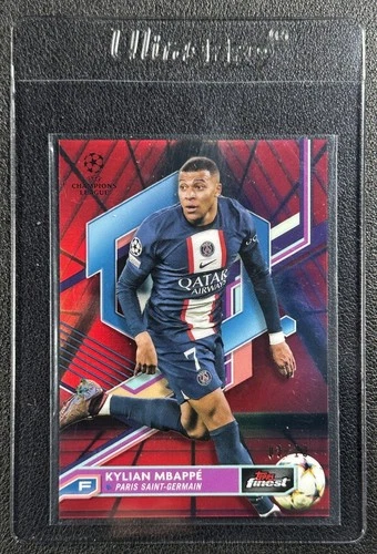Kylian Mbappé 2023 Topps Finest Refractor /10