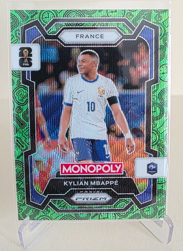 Kylian Mbappé 2026 Panini Prizm Green Wave