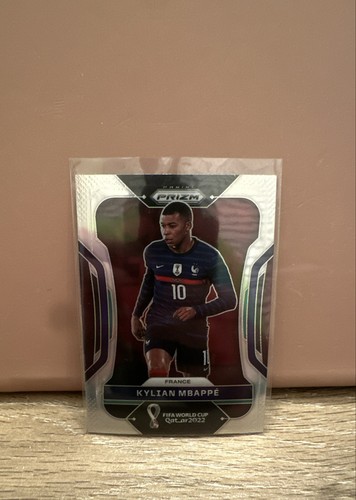 Kylian Mbappé 2022 Panini Prizm Silver Prizm