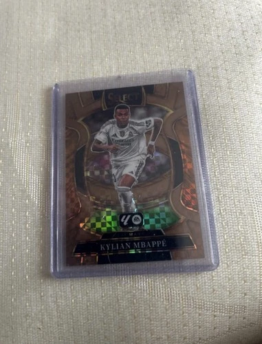 Kylian Mbappé 2025 Panini Select Prizm /99