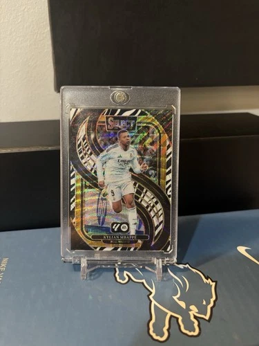 Kylian Mbappé 2024 Panini Select Zebra Prizm