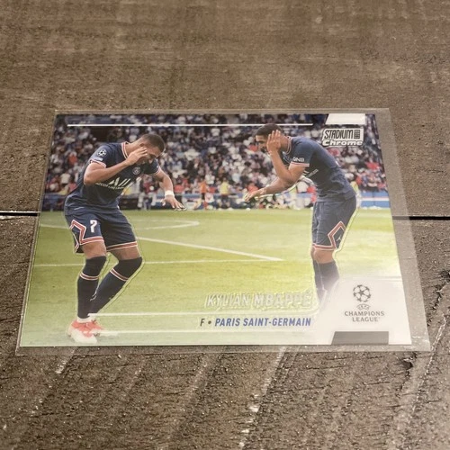 Kylian Mbappé 2021 Topps Stadium Club Chrome