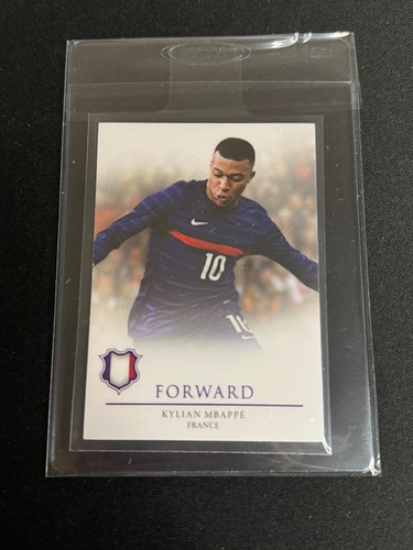 Kylian Mbappé 2021 Futera Unique World Soccer Amethyst /60