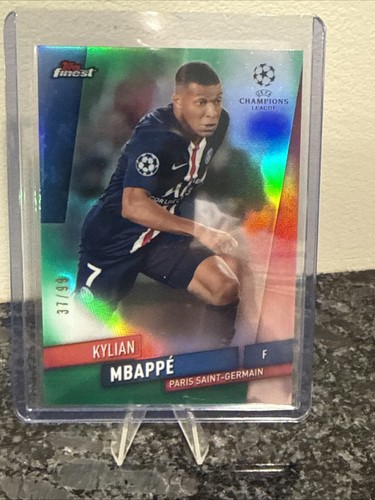 Kylian Mbappe 2019 Topps Finest Green Refractor /99