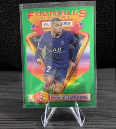 Kylian Mbappe 2021 Topps Finest Refractor