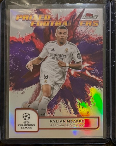 Kylian Mbappe 2024 Topps Finest Viola/Rosso