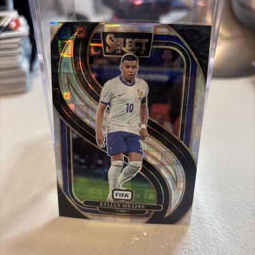 Kylian Mbappe 2024 Panini Select Pandora Prizm