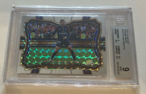 Kylian Mbappe 2017 Panini Select White /99