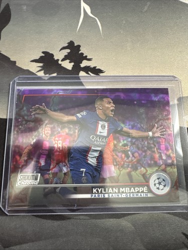 Kylian Mbappe 2022 Topps Stadium Club Chrome Pink Red Electric Charge