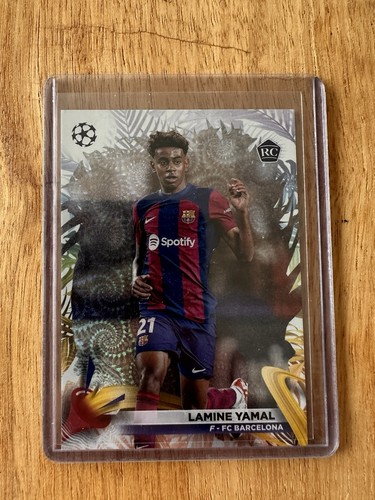 Lamine Yamal 2023 Topps Carnaval
