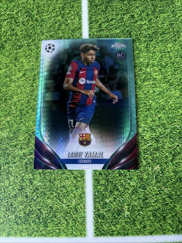 Lamine Yamal 2023 Topps Chrome Aqua