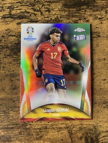 Lamine Yamal 2024 Topps Chrome EURO Refractor