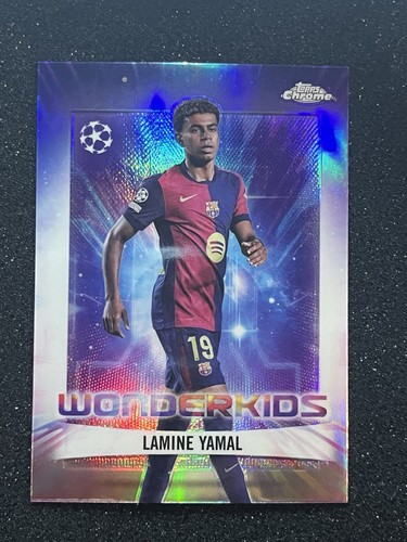 Lamine Yamal 2025 Topps Chrome Holo