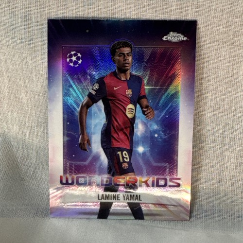 Lamine Yamal 2025 Topps Chrome Refractor