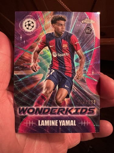 Lamine Yamal 2023 Topps Chrome Sapphire /199