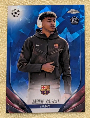 Lamine Yamal 2023 Topps Chrome Sapphire