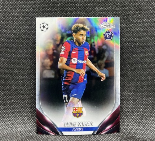 Lamine Yamal 2023 Topps Chrome Silver Refractor