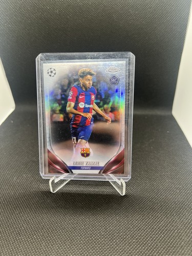 Lamine Yamal 2024 Topps Chrome UCC Refractor