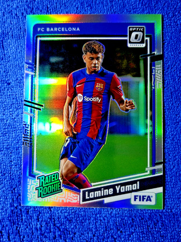 Lamine Yamal 2023 Panini Donruss Optic Prizm