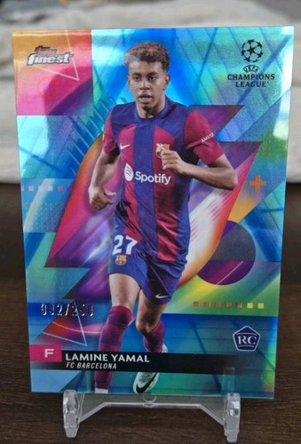 Lamine Yamal 2023 Topps Finest Blue & Aqua /250