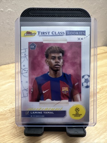 Lamine Yamal 2023 Topps Finest FR-1