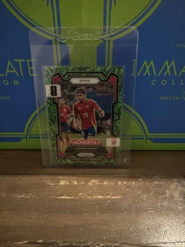 Lamine Yamal 2022 Panini Prizm World Cup Green Wave