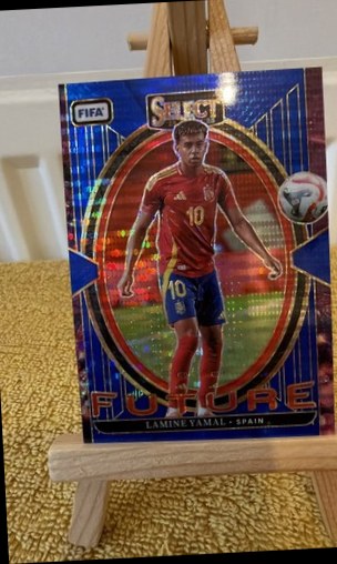 Lamine Yamal 2024 Panini Select Blue Pulsar Prizm