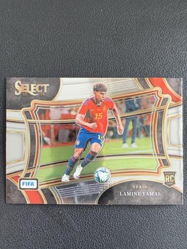 Lamine Yamal 2023 Panini Select Field Level