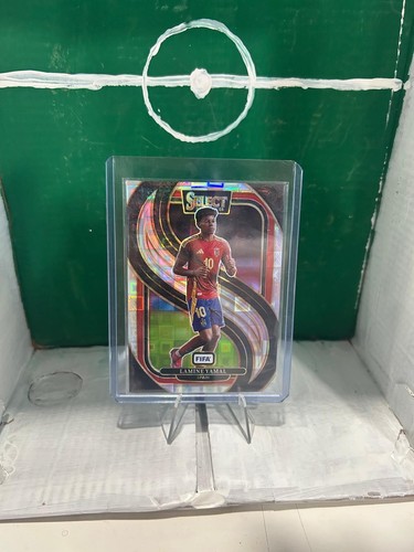 Lamine Yamal 2024 Panini Select FIFA Pandora Prizm