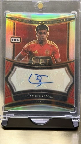 Lamine Yamal 2024 Panini Select FIFA Silver