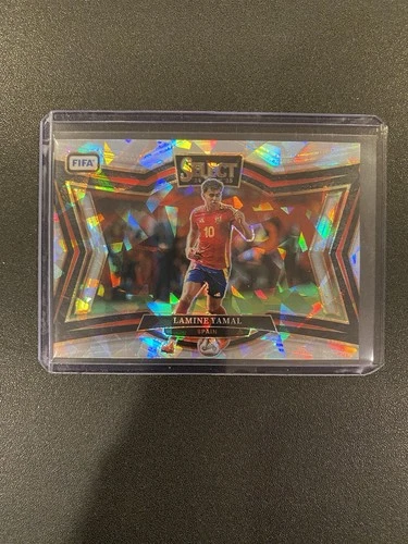 Lamine Yamal 2024 Panini Select Ice Prizm