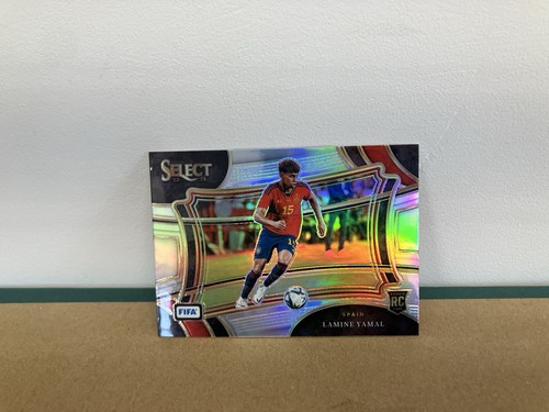 Lamine Yamal 2023 Panini Select Silver Prizm
