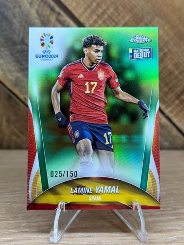 Lamine Yamal 2024 Topps Chrome UEFA EURO Neon Green Refractor /150