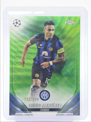 Lautaro Martinez 2023 Topps Chrome Neon Green Wave /399