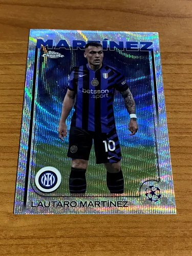 Lautaro Martinez 2024 Topps Chrome Wave Refractor