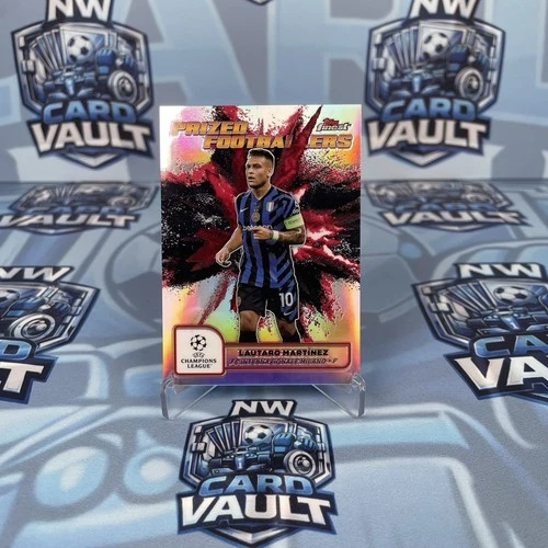 Lautaro Martinez 2024 Topps Finest UEFA Red Black